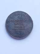 Медаль НСДАП Выборы в Рейхстаг 1932 года "Капитулировать - никогда!"