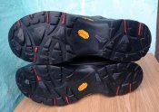 Ботинки Трекинговые р. 43 (28 см.) Waterproof Vibram