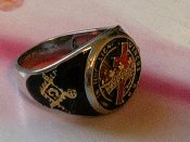 Крест и корона - кольцо разм.20
