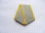 Колодка из латуни, однослойная с  лентой к медали-За боевые заслуги.