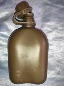 Армия USA. Фляга на 1 QT (кварт) olive +2 термочехла олива и вудланд. Все оригинал.