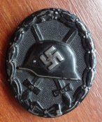 Знак "За ранение 1939" в чёрном (93).