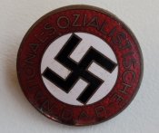 Партийный знак NSDAP