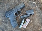 Пневматический пистолет Crosman C21