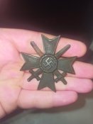КВК с мечами плюс кокарда полиции
