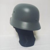 Немецкая каска Stahlhelm М35 (68 р., темно-серый), реплика.