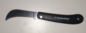 Садовый нож Fiskars.