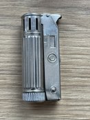 Классическая бензиновая зажигалка Bora