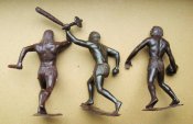 Неандертальцы - коричневые фигурки = большие - 15 см. = СССР = 3 шт.