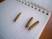 Винты с дюймовой резьбой под полковые знаки(новодел)