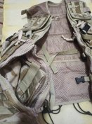 Оригинальный тактический разгрузочный жилет в расцветке DDPM с системой M.O.L.L.E.
