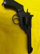 Револьвер Webley з аксесуарами