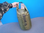 Гермомішок водостійкий Tramp TRA-112-olive, 15 літрів. (1 шт.)