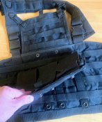 Якісна розгрузка з Molle та підсумками під магазини