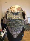 Бронежилет з кевларовими вставками