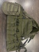Продам нагрудник на 8 магазов олива б/у с подсумком