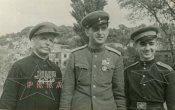 Герой Советского Союза Ткабладзе К.Е. и Георгиевский кавалер Мамрикишвили Д.И.2.jpg