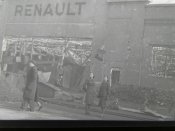 Renault2.jpg