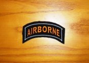 нашивка "AIRBORNE"