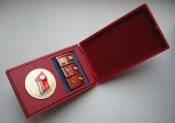 набор ВЛКСМ ЦК ЛКСМУ 60 лет 1919-1979 настольная медаль + 3 знака ленты орденов