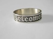 Серебряное кольцо с девизом:"welcome to Hell"- "Добро пожаловать в ад."