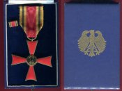 Шпанга-фрачник Орден За заслуги перед Федеративной Республикой Германия