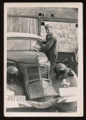 Soldat mit Automobil.jpg
