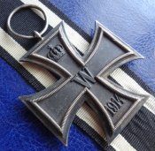 ЖК 2 (FW).