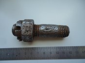 Шпилька с гайкой от Pz-4.