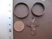 крестик, полкоп и 2 кольца 004.jpg