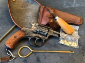 Револьвер Наган 1915года под жевело ( с 1 грн )