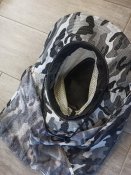 Панама з захистом шиї від сонця і вентиляцією.