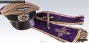 Вещи капеллана Вермахта (четки, библия 1941-го года).