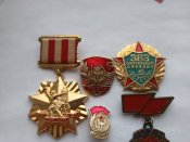 5 знаков ветеранов ВОВ 1941 - 1945 .