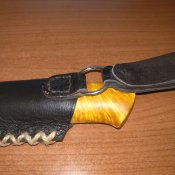 Вот такой нож с ножнами такой будет только у Вас