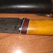Вот такой нож с ножнами такой будет только у Вас