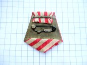 Колодка из латуни, однослойная с лентой к медали-За оборону Москвы