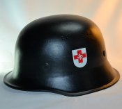 Каска санитар DRK.