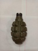 ММГ гранаты Ф-1 с транспортировочной пробкой.