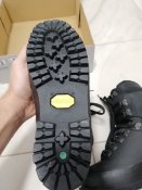 Горнолыжные ботинки Lowa, новые