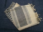 Арафатка (куфія, шемаг) 115 110 см. пісочно-чорна. Макс Фукс Німеччина.