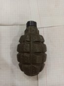 Макет гранаты Ф- 1 с транспортировочной пробкой.