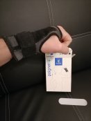 Фиксатор запястья бренд Thuasine