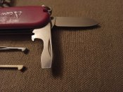 Швейцарський армійський ніж Victorinox Camper, б/в (червоний)