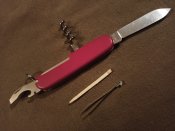 Швейцарський армійський Ніж Victorinox №2, б/в (червоний)