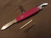 Швейцарський армійський Ніж Victorinox №2, б/в (червоний)