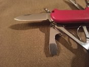 Швейцарський армійський Ніж Victorinox №3, б/в (червоний)