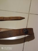 ремінь шкіряний  в/с Швейцарія .довжтна 143 см. Х . ширина лямки 2.5 см.