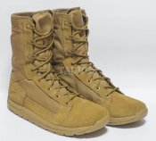 Danner Tachyon 50136 04.jpg