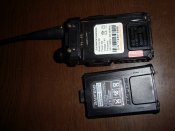Рация Baofeng uv-5r  5 ватт б/у рабочая с зарядкой
